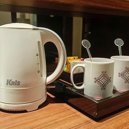 Grand Cakra Hotel Malang Kültér fotó