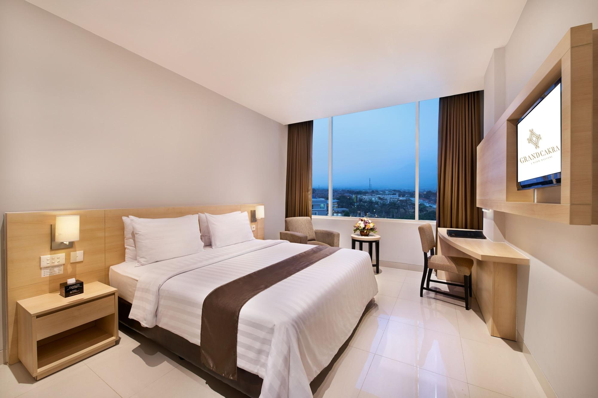 Grand Cakra Hotel Malang Kültér fotó